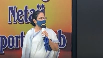 'দাঙ্গাবাজদের দেশ থেকে বিদায় করে দাও', ছটপুজোয় প্রার্থনা মুখ্যমন্ত্রীর