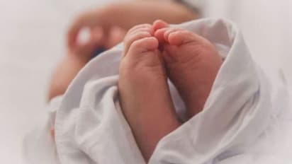 Kidnap Case: ಆಶ್ರಯ ನೀಡುವ ನೆಪದಲ್ಲಿ ನವಜಾತು ಶಿಶು ಅಪಹರಿಸಿದ ಸ್ವಾಮೀಜಿ: ಮೂವರ ವಿರುದ್ಧ ಪ್ರಕರಣ