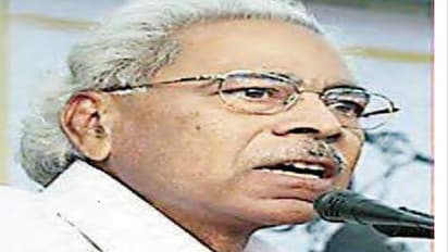 ప్రముఖ కవి, జర్నలిస్టు దేవిప్రియ ఆకస్మిక మరణం