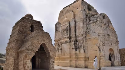 पाकिस्तान में बौद्ध काल का 2,300 साल पुराना मंदिर मिला, यह तक्षशिला में मिले मंदिरों से भी प्राचीन