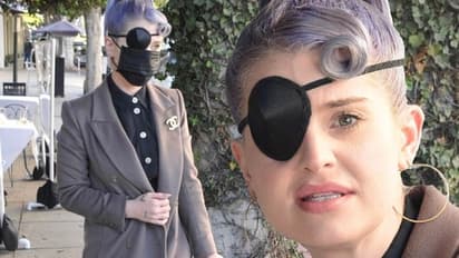 മസ്കാര പണി പറ്റിച്ചു; കണ്ണിന് പരിക്കേറ്റെങ്കിലും 'ഇതും ഫാഷനല്ലേ'യെന്ന് നടി