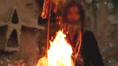 बीमार मां को ठीक करने के लिए उसकी बेटी की बलि देना चाहते थे ये तांत्रिक,घरवाले हुए नाराज तो करने लगे ये दावा