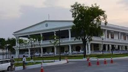 ప్రగతి భవన్కు ముట్టడికి యూత్ కాంగ్రెస్ యత్నం.. తీవ్ర ఉద్రిక్తత..