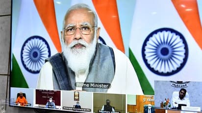 కరోనా: ప్రధానితో జగన్ వీడియో కాన్ఫరెన్స్, అధికారులకు కీలక ఆదేశాలు