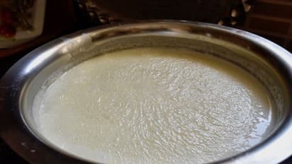 दूध की मलाई से ही नहीं, आप पानी से भी निकाल सकते हैं घी, बस 2 चीजों से फ्री में घर बैठकर खाएं देसी घी