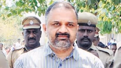 Rajiv Gandhi assassination: SC grants bail to convict Perarivalan