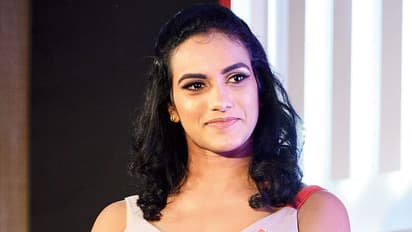 పీవీ సింధుకు విశాఖలో రెండెకరాల భూమి.. ఏపీ సర్కార్ ఆదేశాలు