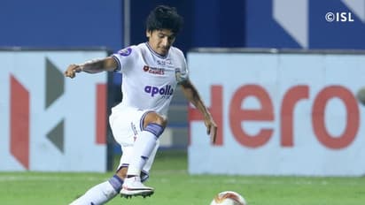 മധ്യനിരയിലെ മജീഷ്യന്, വല തുളച്ച മിന്നലുമായി അനിരുദ്ധ് ഥാപ്പ ഹീറോ ഓഫ് ദ് മാച്ച്