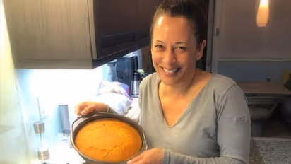 ഇത് കുടുംബത്തിന്റെ പ്രിയപ്പെട്ട 'താങ്ക്സ് ഗിവിംഗ്' ഭക്ഷണം; പാചകക്കുറിപ്പ് പങ്കുവച്ച് കമലാ ഹാരിസ്