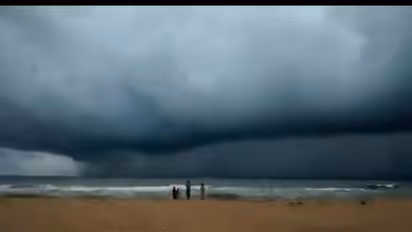 கிடு கிடுவென நிரம்பிய செம்பரம்பாக்கம்.! சென்னை மக்களுக்கு அலர்ட்.?