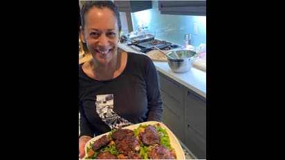 ಸೂಪರ್ ಆಗಿ ಅಡುಗೆ ಮಾಡ್ತಾರೆ ಅಮೆರಿಕದ ಭಾವೀ ಉಪಾಧ್ಯಕ್ಷೆ: ಜನರಿಗೆ ಥ್ಯಾಂಕ್ಸ್ ಹೇಳಿದ್ದು ಹೀಗೆ