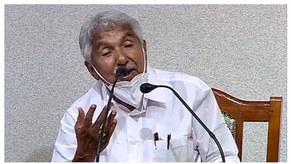 K Rail : 'പദ്ധതി കേരളത്തിന് ഗുണം ചെയ്യില്ല'; പ്രതിഷേധം കണക്കിലെടുക്കണമെന്ന് ഉമ്മന് ചാണ്ടി