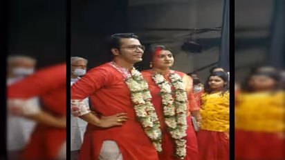 Anirban Bhattacharya marries his long-time girlfriend Madhurima Goswami
