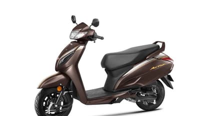 Number Plate 70 ಸಾವಿರ ರೂ ಆ್ಯಕ್ಟಿವಾ ಸ್ಕೂಟರ್ ಫ್ಯಾನ್ಸಿ ನಂಬರ್‌ಗಾಗಿ ಮಾಲೀಕನಿಂದ 15.14 ಲಕ್ಷ ರೂ ಖರ್ಚು!