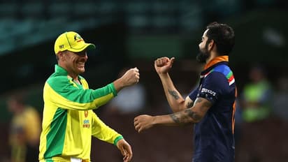 സിഡ്നിയില് ഇന്ത്യക്കെതിരെ ആദ്യ ഏകദിനത്തില് ഓസീസിന് ടോസ്