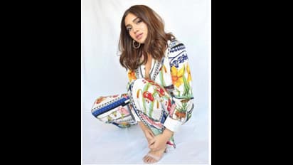 ದುರ್ಗಮತಿ ಫಿಲ್ಮ್‌ ಪ್ರಮೋಷನ್‌ಗೆ ಇಷ್ಟೊಂದ್ ಕಾಸ್ಟ್ಲಿ ಡ್ರೆಸ್‌ ಧರಿಸಿದ್ರಾ ಭೂಮಿ..?