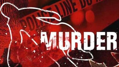 బైక్ ను ఢీకొట్టి వాహనంతో తొక్కించి మహిళ హత్య