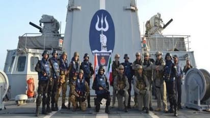 প্যাংগং হ্রদে মোতায়েন 'মার্কোস' বাহিনী, সেনা ও বায়ুসেনার পর কেন নৌসেনা এল লাদাখে