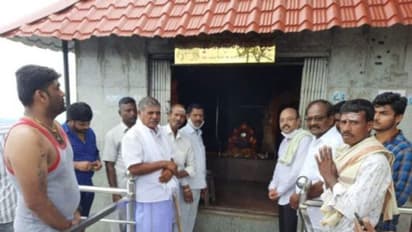 ನಾಗಮಲೆಗೆ ಮಾಜಿ ಸಿಎಂ ಪುತ್ರ ಯತೀಂದ್ರ ಸಿದ್ಧರಾಮಯ್ಯ  ಕಾಲ್ನಡಿಗೆ