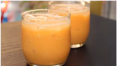 കണ്ണിന്റെ ആരോ​ഗ്യത്തിന് ഇതാ ഒരു ​ഹെൽത്തി ഡ്രിങ്ക്; കാരറ്റ് മിൽക്ക് തയ്യാറാക്കാം