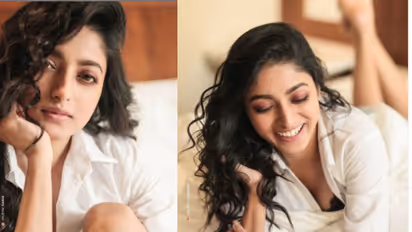 প্রেমিকের বুকে শুয়ে 'সহবাসে 'র ইচ্ছাপ্রকাশ, 'Sexiest' ইশার মন্তব্যে বোল্ড আউট কামুক ভক্তরা