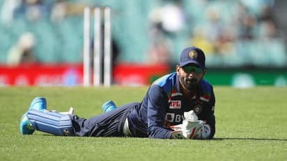 IPL 2021: What KL Rahul thinks about changing the wet ball during second innings