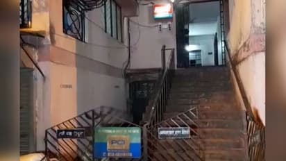 মা-বাবার দেহ আগলে রাখল মেয়ে, ১ সপ্তাহ পরে উদ্ধার করল বরানগর পুলিশ