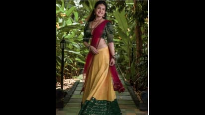 ദാവണി അഴകിൽ സുന്ദരിയായി ഹണി റോസ്; 'ചന്തമുള്ള പെൺകൊടി'യെന്ന് ആരാധകർ, ചിത്രങ്ങൾ