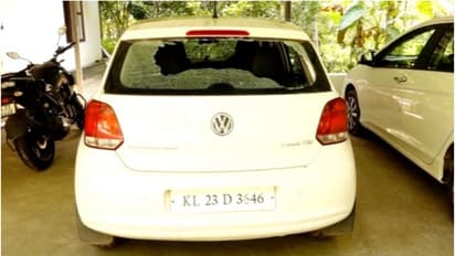 വാഹനം നിര്ത്തിയിട്ടതിനെ ചൊല്ലി തര്ക്കം; അക്രമി സംഘം വീടാക്രമിച്ചു, 3 കാറുകള് തകര്ത്തു