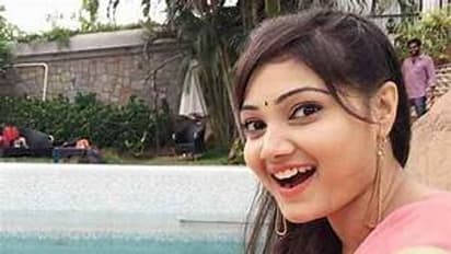 சன் டிவியில் முடிவுக்கு வருகிறது 2 சீரியல்கள்..? கவலையில் சின்னத்திரை ரசிகர்கள்!