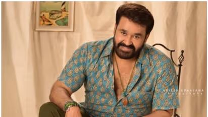 തകര്പ്പൻ ഫോട്ടോയുമായി മോഹൻലാല്, കമന്റിട്ട് ശോഭന!
