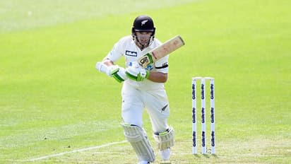 IND vs NZ 1st Test Day 3: अंपायर से उलझे अश्विन, भारत को 'भारी' पड़ी उनकी चतुराई