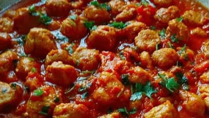 মাছ-মাংস- ডিমে না, মুখের স্বাদ ফেরাতে চেখে দেখুন পোস্তর বড়ার ডালনা