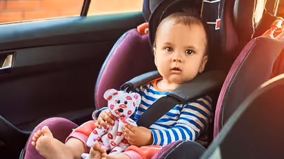 Child Car Seat : വീട്ടില്‍ കുട്ടിയും കാറും ഉണ്ടോ? എങ്കില്‍ ചൈല്‍ഡ് സീറ്റും നിര്‍ബന്ധം, കാരണം ഇതാണ്!