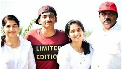 രണ്ടു വര്ഷമായി ടിക്കറ്റ് വാങ്ങുന്നു, ഭാഗ്യം തുണച്ചത് ഇത്തവണ; 24 കോടി സ്വന്തമാക്കിയ മലയാളി പറയുന്നു