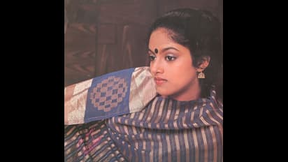 கையில் வெள்ளி கப்புடன் ரமலான் வாழ்த்து சொன்ன நதியா..வயசான தோற்றம் கொஞ்சம் கூட இல்லையே?