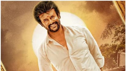 'രാഷ്ട്രീയം മാത്രമല്ല അടുത്ത വര്ഷം സിനിമയുമുണ്ട്', രജനികാന്തിന്റെ പ്രഖ്യാപനത്തില് ആവേശത്തിലായി ആരാധകര്