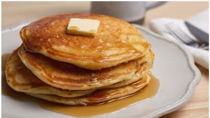 ഇതാ ഒരു കിടിലൻ പാന് കേക്ക്, തയ്യാറാക്കുന്ന വിധം