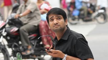 சந்தானத்தின் நெருங்கிய உறவினர் விபத்தில் சிக்கி உயிரிழப்பு! திட்டமிட்ட கொலையா? போலீசார் தீவிர விசாரணை!