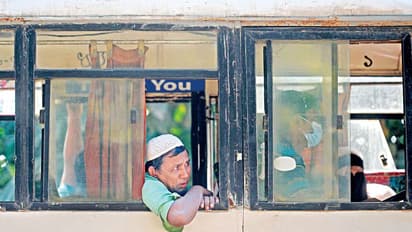 রোহিঙ্গাদের 'ভাসমান কারাগার'এ পাঠাচ্ছে বাংলাদেশ, খাদের মুখে মানবাধিকার, দেখুন ছবিতে ছবিতে