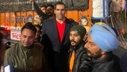 'শক্তি' বাড়ল কৃষক আন্দোলনের, আন্দোলনকে সমর্থন 'দ্য গ্রেট খালির'