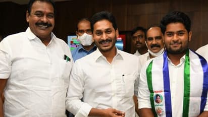 పవన్కు షాక్: వైసీపీలో చేరిన జనసేన ఎమ్మెల్యే రాపాక కుమారుడు