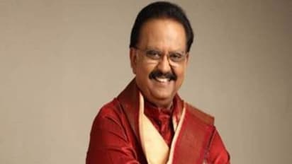 వారి మరణం తీరని లోటు, జ్ఞాపకాలు అజరామరం... 2020లో నింగికెగసిన తారలు