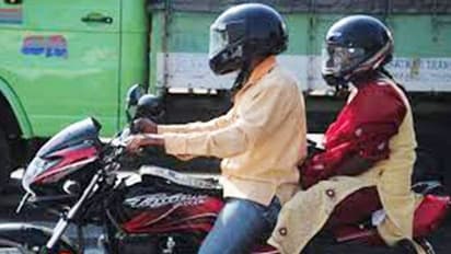 Kolkata police to enforce 'no helmet, no fuel' rule from December 8