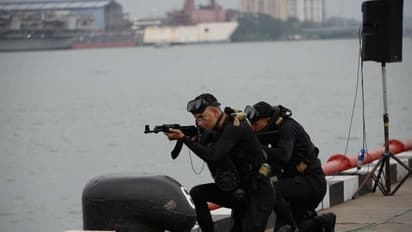 നേവി വീക്ക് 2020; വമ്പ് കാട്ടി ഇന്ത്യന്‍ നാവിക കമാന്‍റോസ്; മാര്‍ക്കോസ്