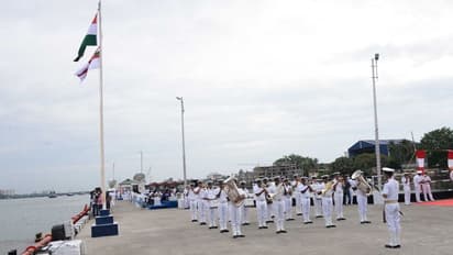 പ്ലസ്ടൂക്കാർക്ക് സുവർണാവസരം; നേവിയിൽ 26 ഒഴിവുകൾ; അപേക്ഷ  ജനുവരി 29 മുതൽ