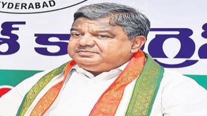 తెలంగాణ కాంగ్రెసుకు మరో భారీ షాక్: గూడూరు నారాయణ రెడ్డి రాజీనామా