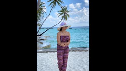 'അയലന്റ് ഗേള്‍', വിശേഷങ്ങള്‍ പങ്കുവെച്ച് തീരാതെ ശാലിൻ സോയ- ചിത്രങ്ങള്‍