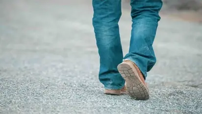 ইতালিয় অনুরাগ, স্ত্রীর সঙ্গে ঝগড়া করে 'বেহুশ' স্বামী হাঁটলেন ৪৫০ কিলোমিটার