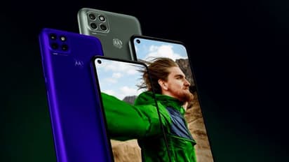 മോട്ടറോള ഫോണുകള് വന് വിലക്കുറവില് വാങ്ങാം; വന് ഓഫറുകള്